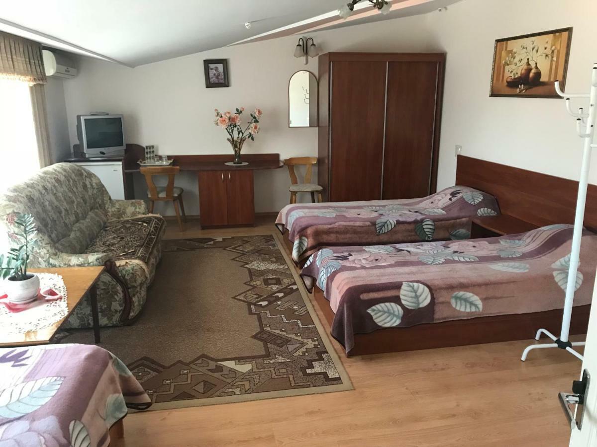 Anzhelina Otel Herson Dış mekan fotoğraf